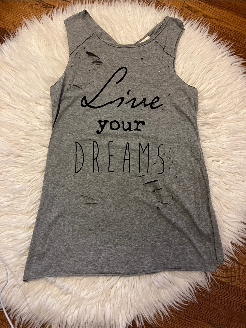 NWT h.i.p. Gray Women’s "Live Your Dreams" Distressed Tank Top Size ‘Medium